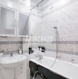 Продажа 3-комн квартиры на вторичном рынке Петроградская наб.,  д. 26-28