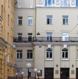 Продажа 2-комн квартиры на вторичном рынке улица Комиссара Смирнова, 15Б