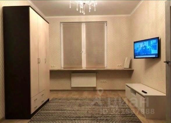 Аренда 1-комн квартиры на вторичном рынке улица Русановская, 11