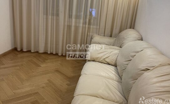 Продажа 4-комн квартиры на вторичном рынке улица Полины Осипенко,  д. 16