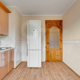Продажа 3-комн квартиры на вторичном рынке Подольск, Октябрьский пр-кт,  д. 2в