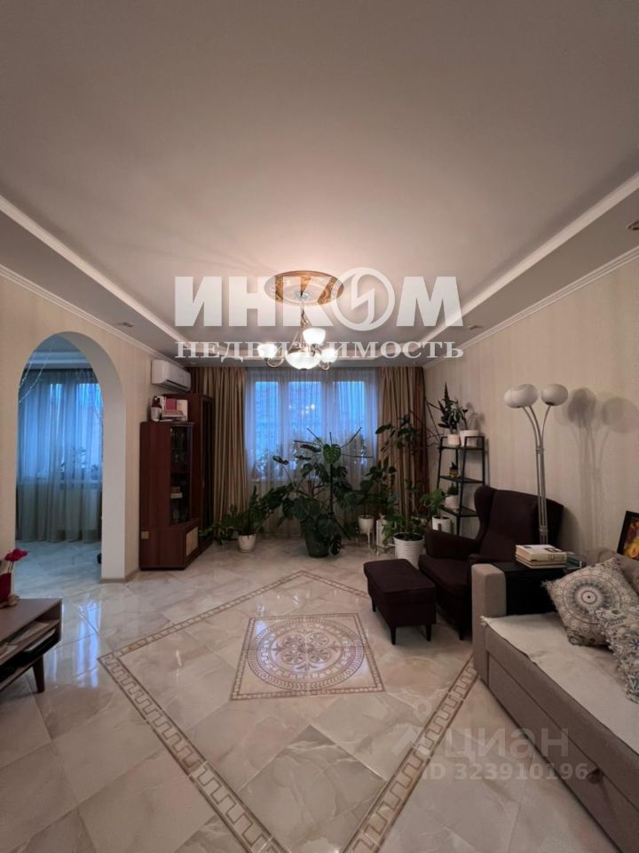 Продажа 3-комн квартиры на вторичном рынке Химки, Молодежная улица, 2А