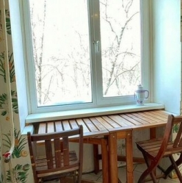 Продажа 2-комн квартиры на вторичном рынке улица Марии Ульяновой,  д. 21 к2