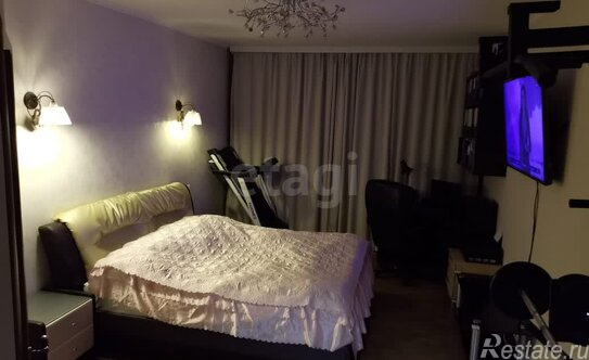 Продажа 2-комн квартиры на вторичном рынке улица Нахимова