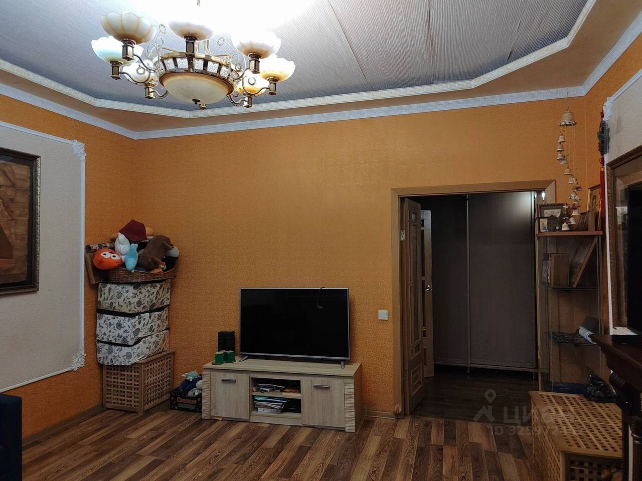 Продажа 3-комн квартиры на вторичном рынке Кингисепп, улица Жукова, 12