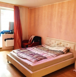 Продажа 3-комн квартиры на вторичном рынке Красное Село г, Театральная ул ,  д. 7