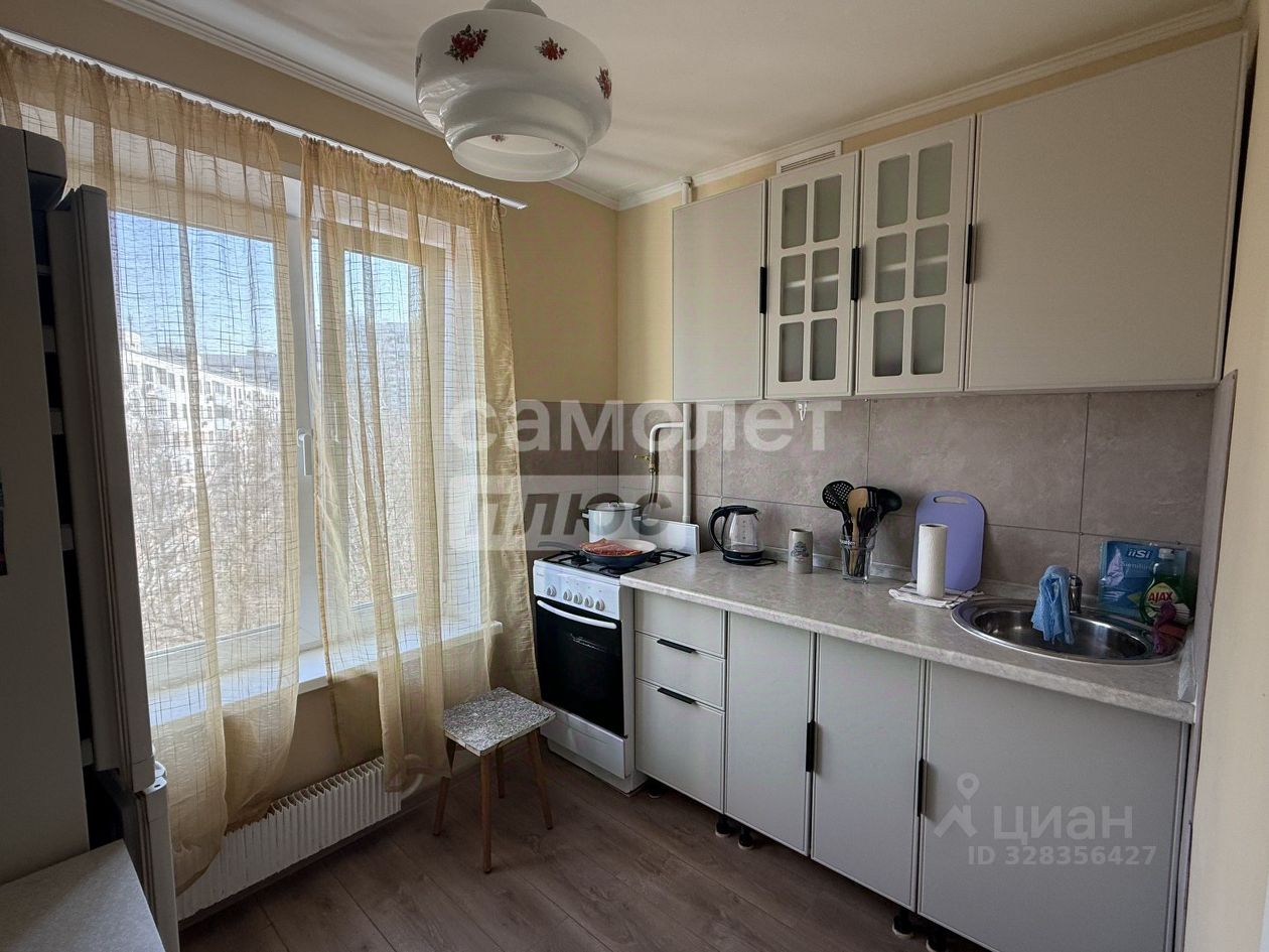 Аренда 2-комн квартиры на вторичном рынке Пролетарский пр-кт,  д. 6К2