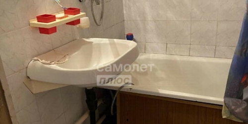 2-комн квартира ул Болотниковская,  д. 31,  к. 1