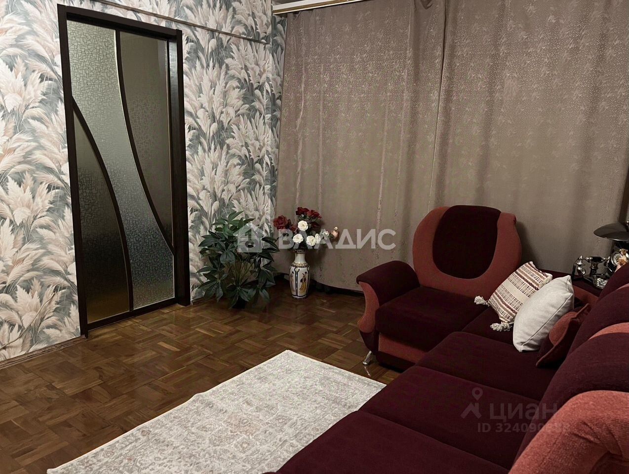 Продажа 2-комн квартиры на вторичном рынке проспект Мечникова, 7