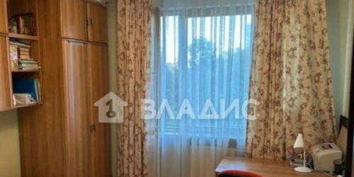 3-комн квартира Осенний б-р,  д. 20,  к. 1