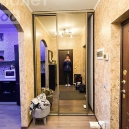 Продажа 2-комн квартиры на вторичном рынке Янтарный проезд,  д. 9