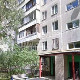 Продажа 2-комн квартиры на вторичном рынке ул Днепропетровская,  д. 3,  к. 4