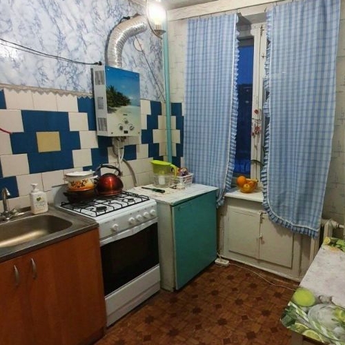 4-комн квартира Сланцы, улица Гагарина, 52