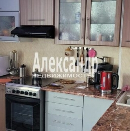 Продажа 1-комн квартиры на вторичном рынке улица Ворошилова,  д. 1