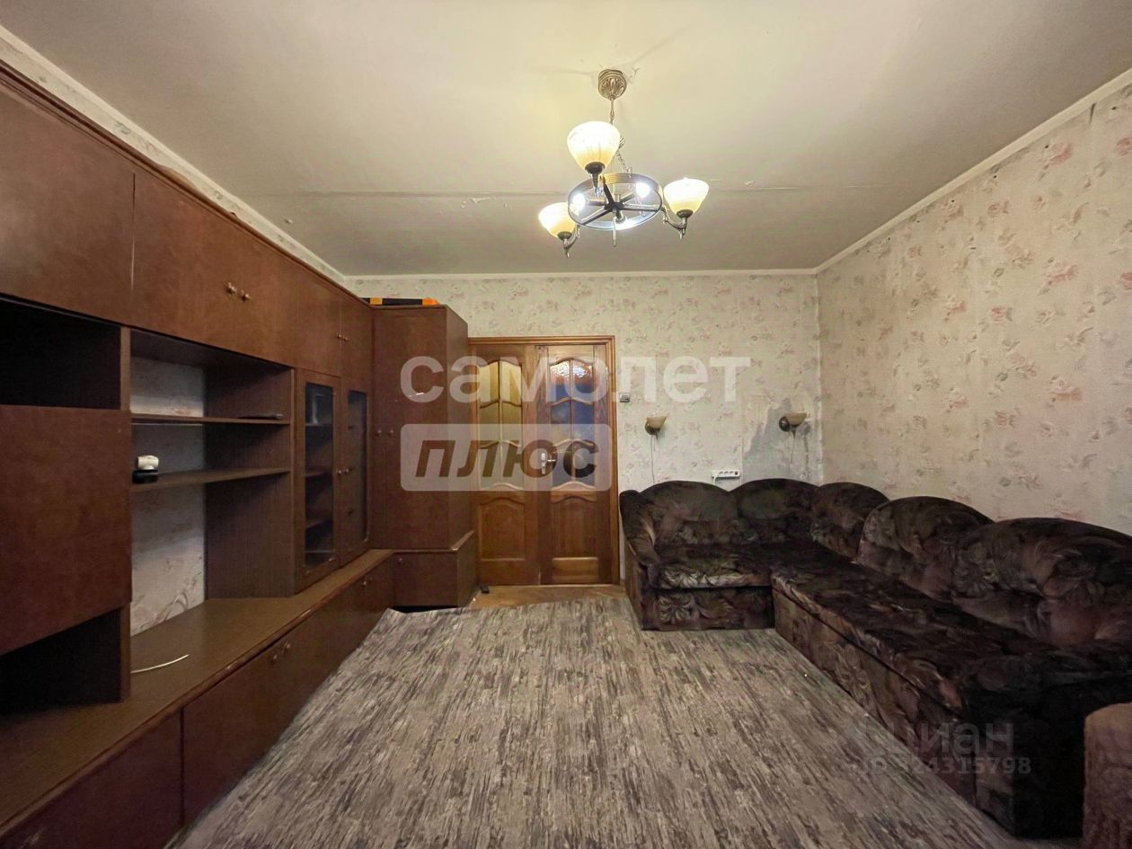 Продажа 2-комн квартиры на вторичном рынке Клинская улица, 4К1