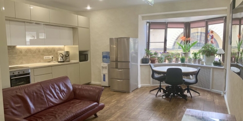 3-комн квартира улица Шамшева, 14