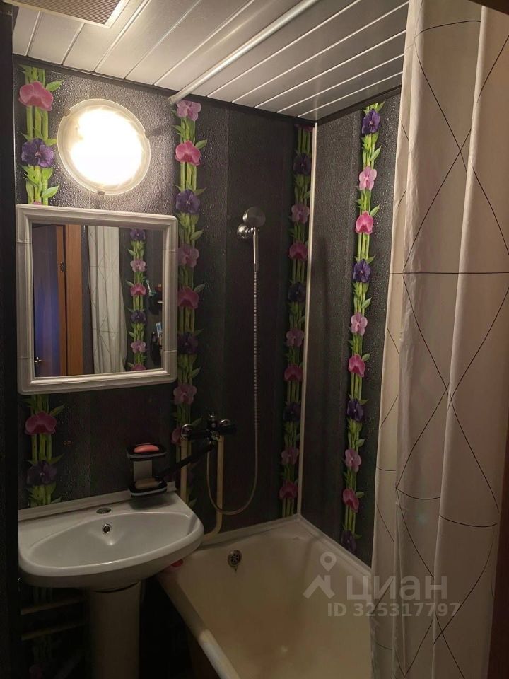 Продажа 1-комн квартиры на вторичном рынке улица Сталеваров, 14К1