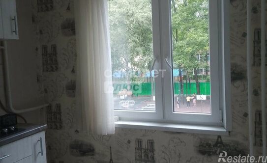 Продажа 3-комн квартиры на вторичном рынке 50 лет Октября ул,  д. 19