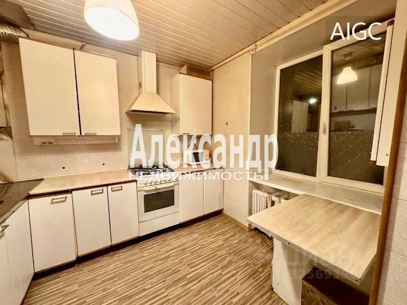 Продажа 3-комн квартиры на вторичном рынке Выборг, улица Куйбышева, 17