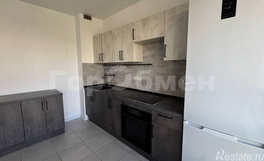 Продажа 2-комн квартиры на вторичном рынке улица Маршала Сергеева,  д. 3