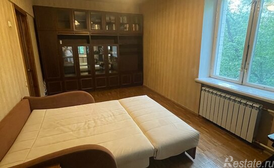 Продажа 2-комн квартиры на вторичном рынке Сторожевая улица,  д. 24