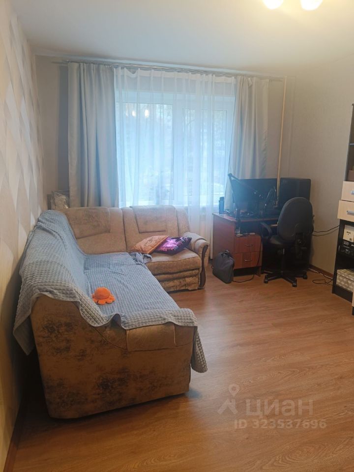 Продажа 2-комн квартиры на вторичном рынке Парашютная улица, 22К1