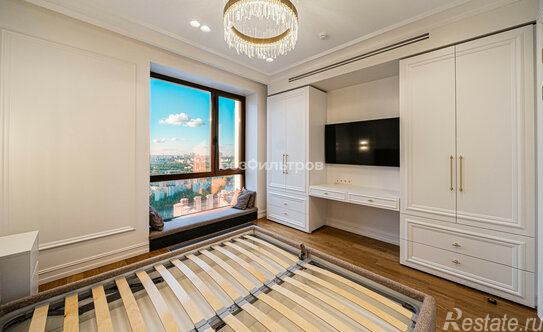 Продажа 3-комн квартиры на вторичном рынке Народного Ополчения ул,  д. 15 к2