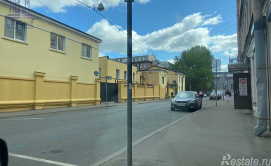 Продажа 3-комн квартиры на вторичном рынке Транспортный пер,  д. 9