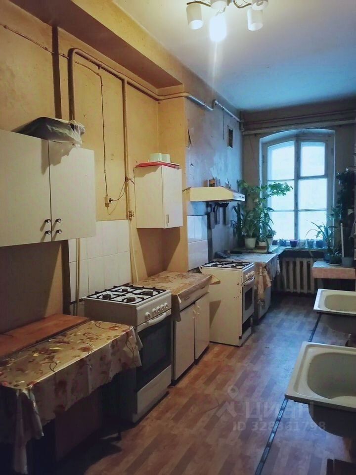 Продажа комнаты улица Крупской, 12К1