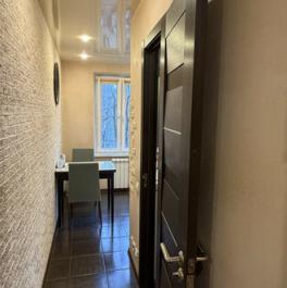 Продажа 3-комн квартиры на вторичном рынке ул Профсоюзная,  д. 136,  к. 3
