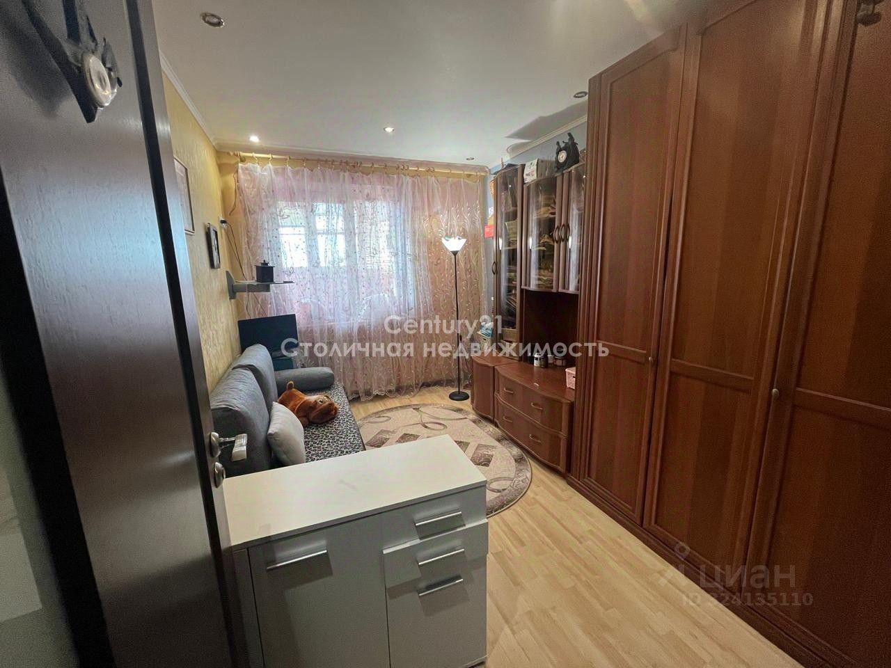 Продажа 2-комн квартиры на вторичном рынке Западный мкр, улица Лунная, 1к1