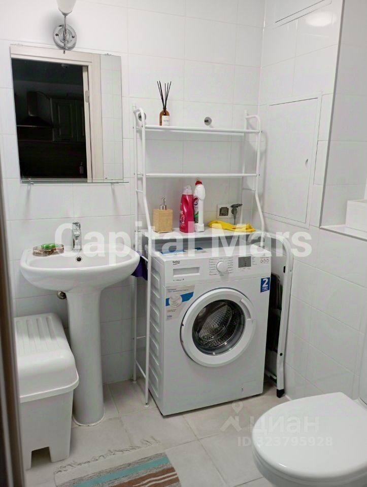 Аренда 1-комн квартиры на вторичном рынке Ясеневая улица, 12к5