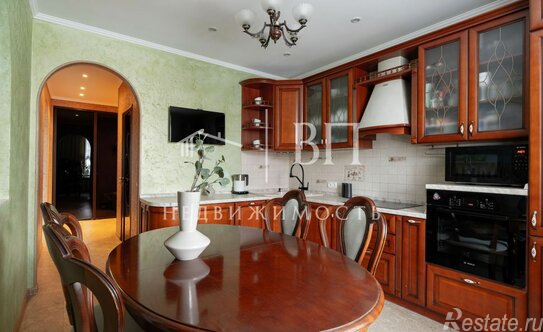 Продажа 3-комн квартиры на вторичном рынке Богатырский пр-кт,  д. 22 к1