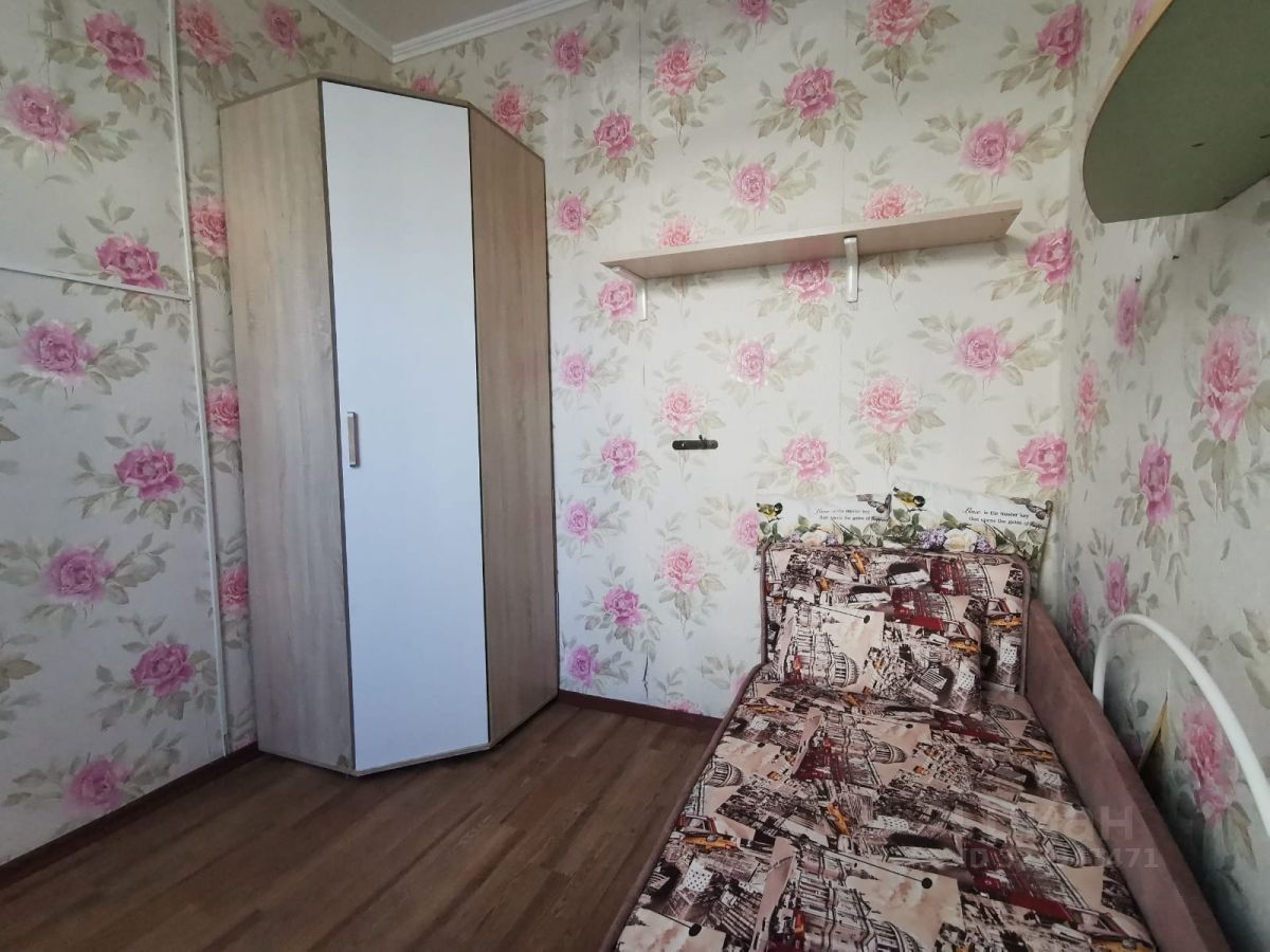 Продажа 4-комн квартиры на вторичном рынке улица Трефолева, 14