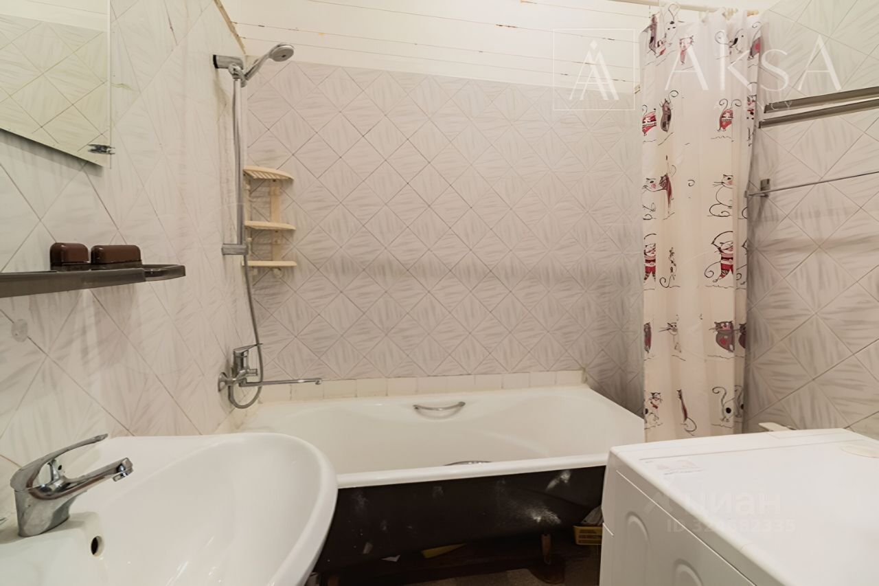 Продажа 3-комн квартиры на вторичном рынке Сердобольская улица, 1