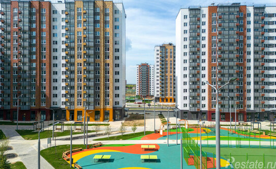 Продажа 2-комн квартиры на вторичном рынке Кварцевая ул,  д. 5 к1