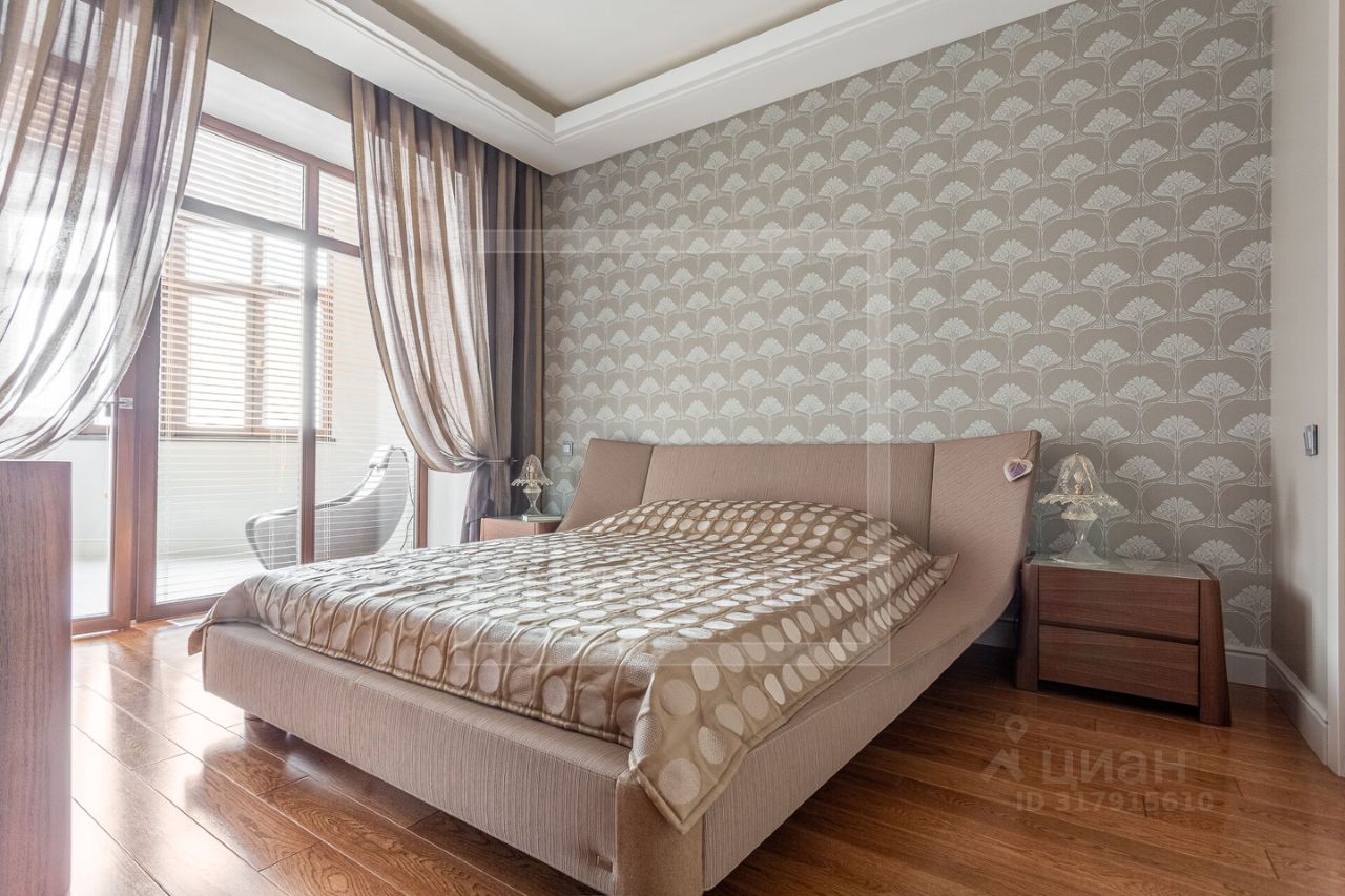 Продажа 3-комн квартиры на вторичном рынке набережная Академика Туполева, 15