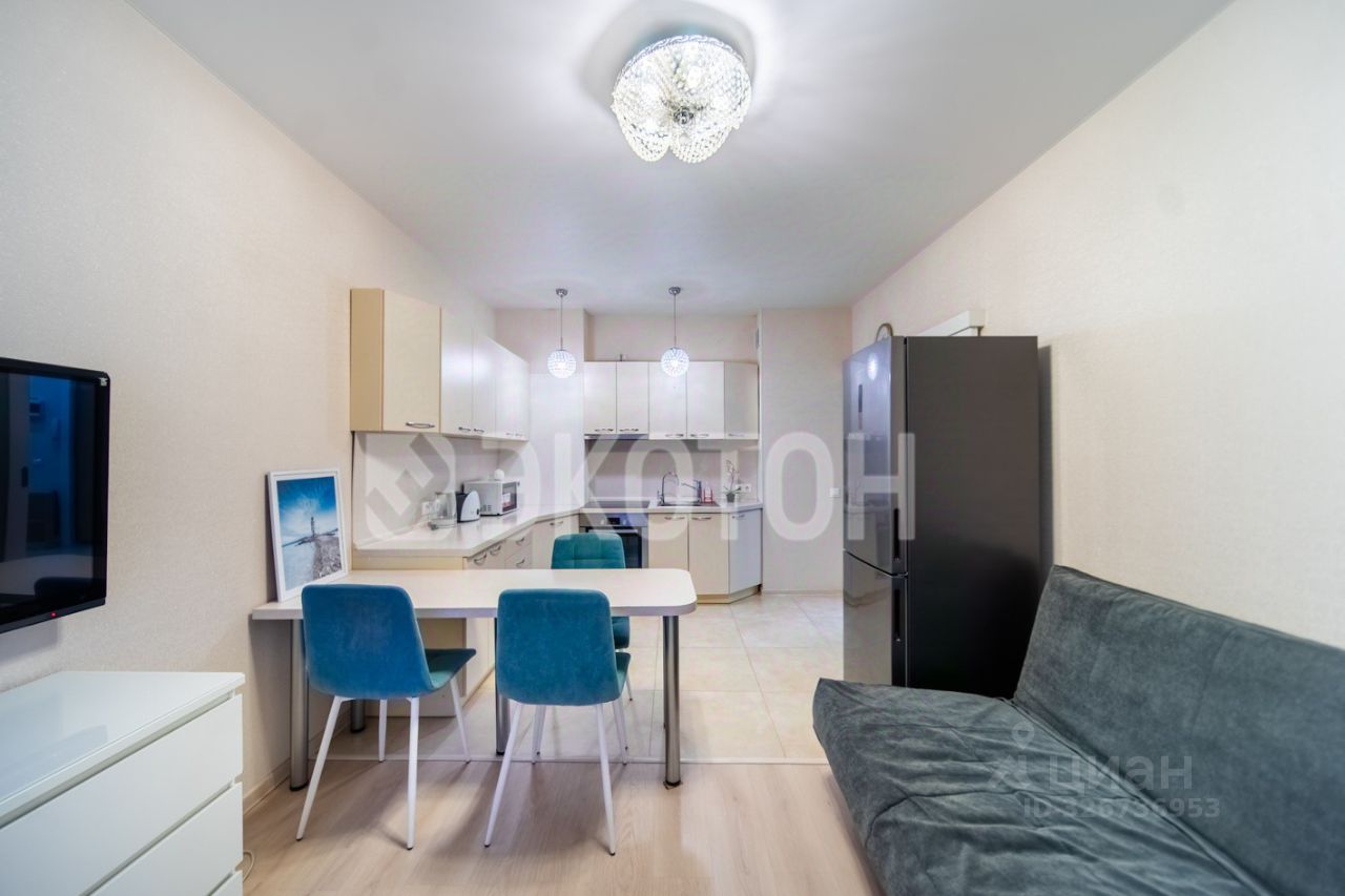 Продажа 1-комн квартиры на вторичном рынке улица Оптиков, 45к2
