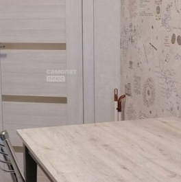 Продажа 1-комн квартиры на вторичном рынке Василия Ощепкова ул,  д. 1