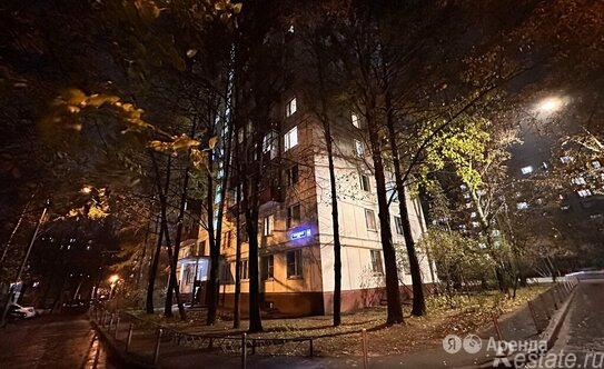 Аренда 2-комн квартиры на вторичном рынке 50 лет Октября ул,  д. 15