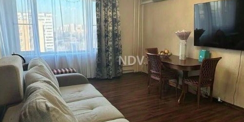 3-комн квартира улица Сталеваров, 24