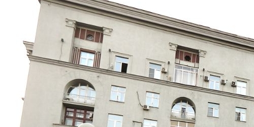 2-комн квартира улица Серегина, 3