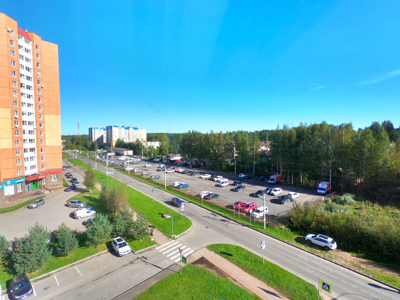 Продажа 3-комн квартиры на вторичном рынке Южный мкр, улица Знаменская, 1/8