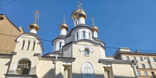 6-комн квартира Лахтинская ул. ,  д. 24