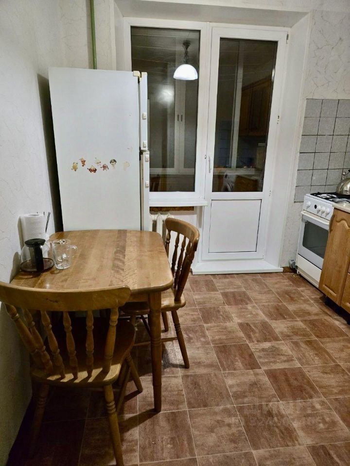 Аренда 2-комн квартиры на вторичном рынке Окская улица, 12К2