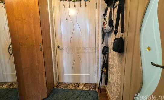 Продажа 1-комн квартиры на вторичном рынке Болшево, улица Исаева,  д. 3А