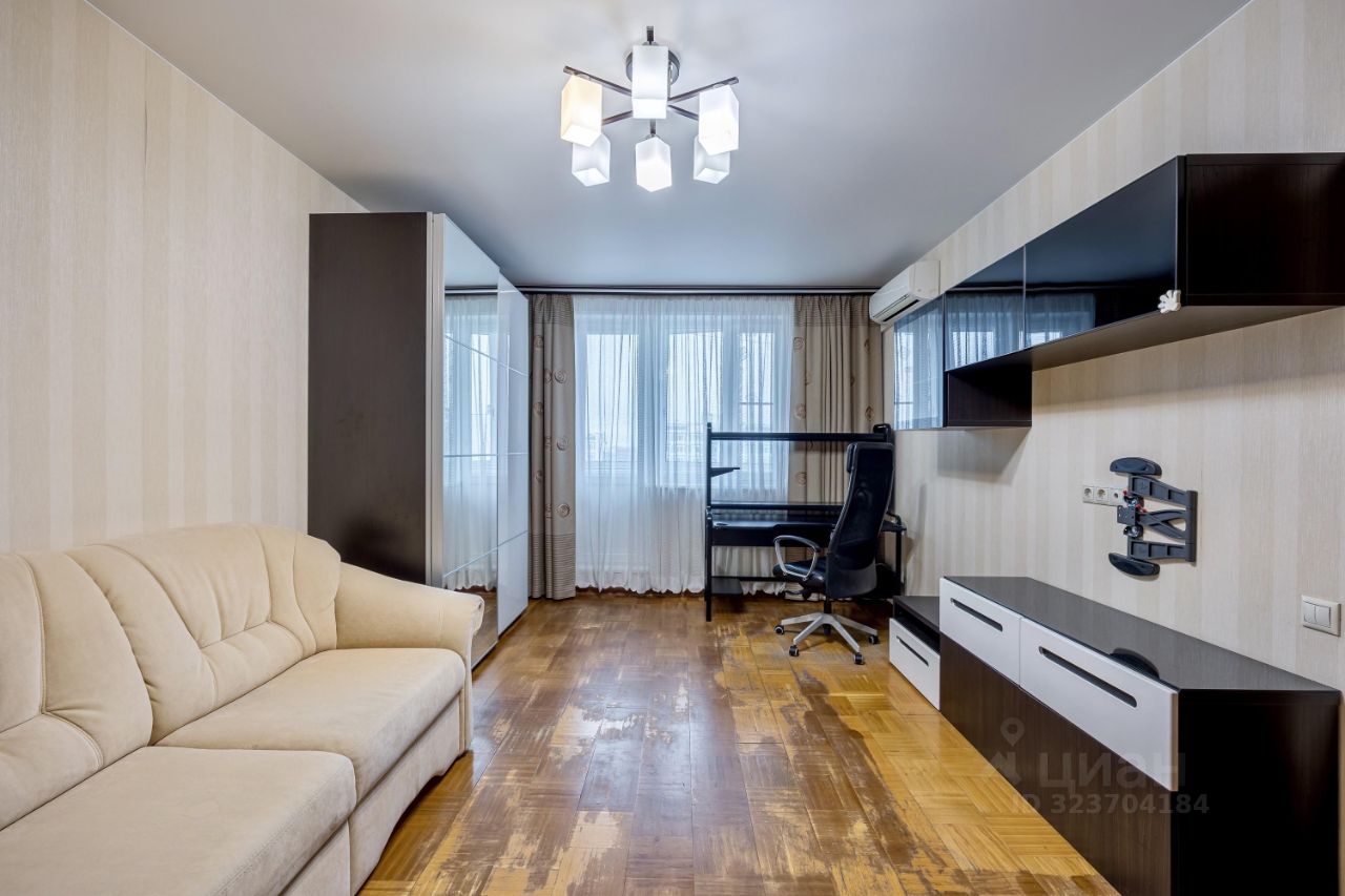 Аренда 1-комн квартиры на вторичном рынке Профсоюзная улица, 119К1