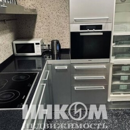 Аренда 3-комн квартиры на вторичном рынке улица Врубеля,  д. 8