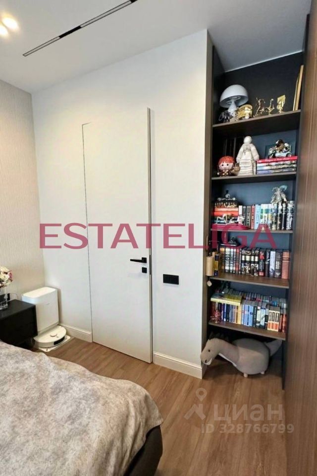 Продажа 2-комн квартиры на вторичном рынке улица Зорге, 9к1