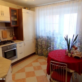 Продажа 3-комн квартиры на вторичном рынке Ленинградская область, г. Выборг, ул. Сухова,  д. 18